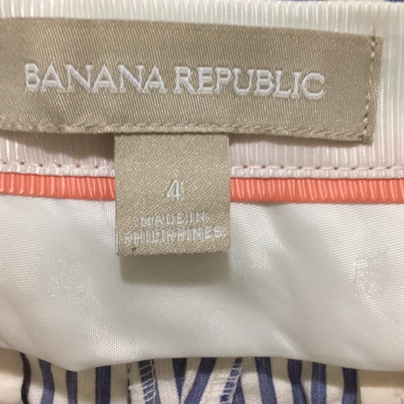 Seersucker light blue beautiful  shorts. - Picture 2 of 8